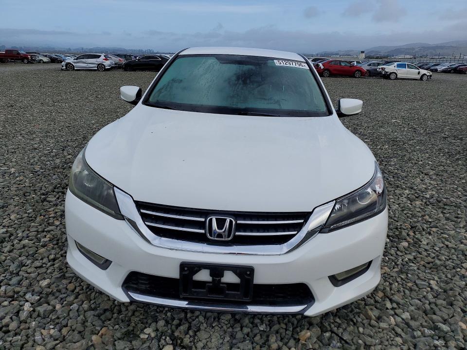 51297796 :رقم المزاد ، 1HGCR2F30DA211524 vin ، 2013 Honda Accord مزاد بيع