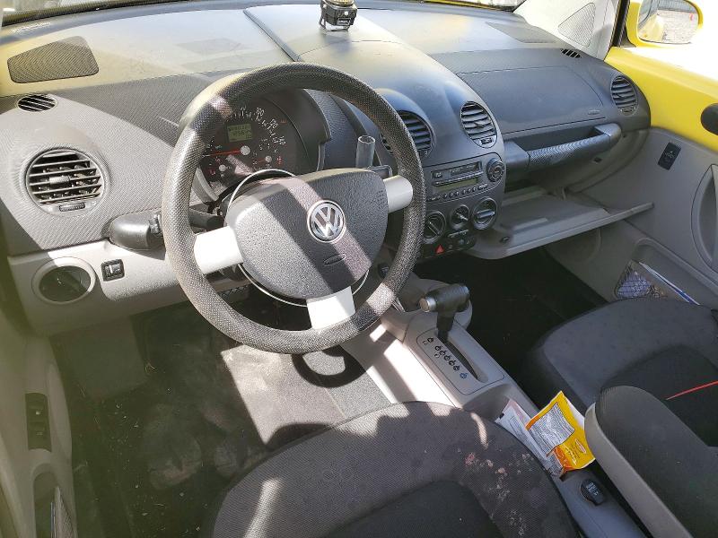 52165766 :رقم المزاد ، 3VWCP21C41M475479 vin ، 2001 Volkswagen New Beetle مزاد بيع