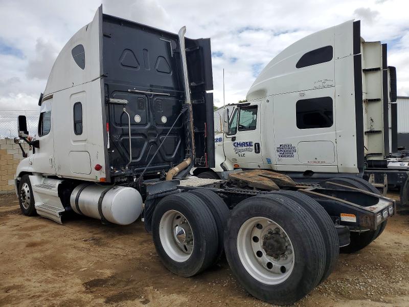 Продажа на аукционе авто 2014 Freigliner Cascadia 125, vin: 3AKJGLD63ESFS2398, номер лота: 48001566