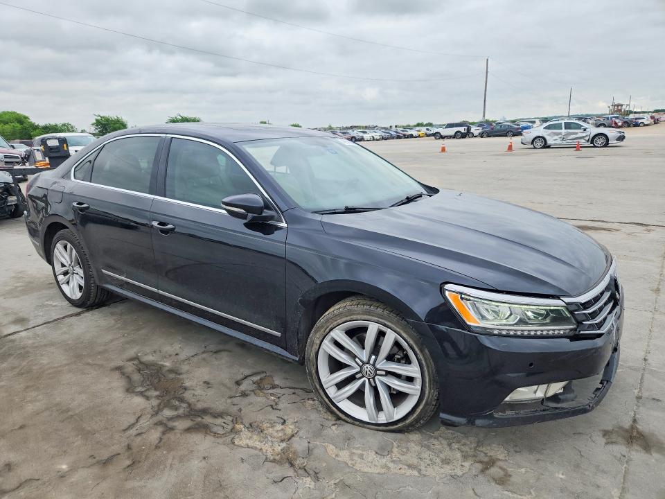 Aukcja sprzedaży 2017 Volkswagen Passat, vin: 1VWGT7A3XHC013272, numer aukcji: 49909366