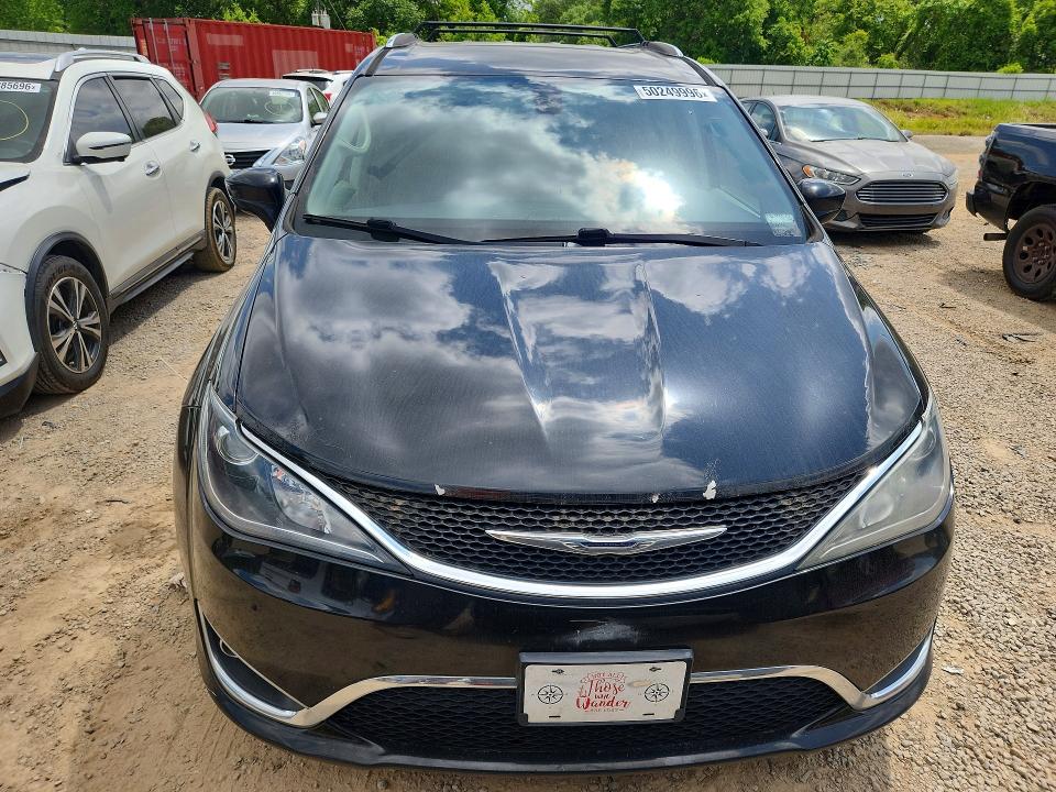 Продаж на аукціоні авто 2017 Chrysler Pacifica, vin: 2C4RC1EG3HR757695, номер лоту: 50249996