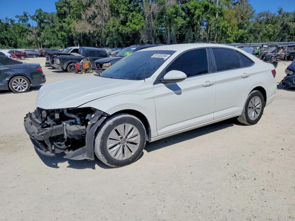 50100266 :رقم المزاد ، 3VWC57BU2KM054467 vin ، 2019 Volkswagen Jetta مزاد بيع
