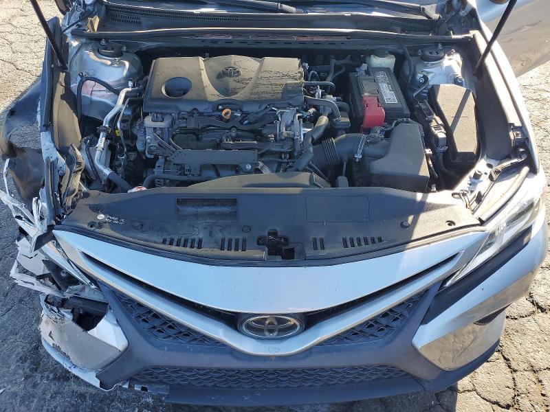Aukcja sprzedaży 2018 Toyota Camry, vin: 4T1B11HK8JU577009, numer aukcji: 49860336