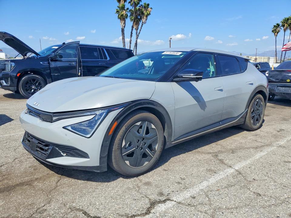 Auction sale of the 2025 Kia Ev6, vin: 5XYC34JA7SG012128, lot number: 51163836