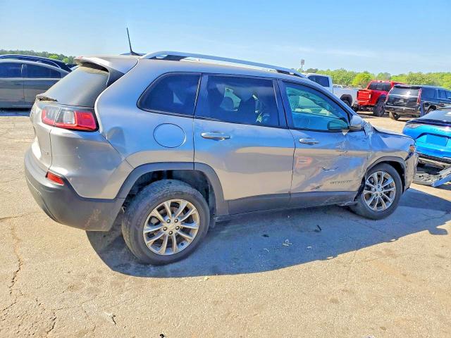 48712346 :رقم المزاد ، 1C4PJLCB7LD553560 vin ، 2020 Jeep Cheeroke مزاد بيع