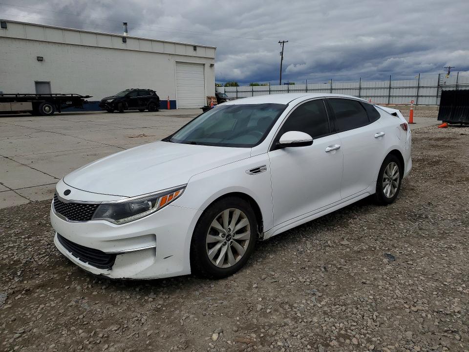 Продаж на аукціоні авто 2018 Kia Optima, vin: 5XXGU4L30JG271396, номер лоту: 51144016
