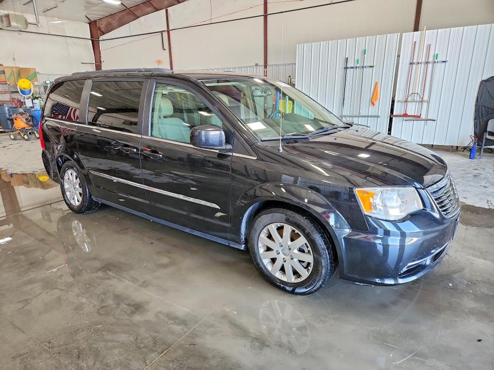 51814526 :رقم المزاد ، 2C4RC1BG8GR199913 vin ، 2016 Chrysler Town & Country مزاد بيع