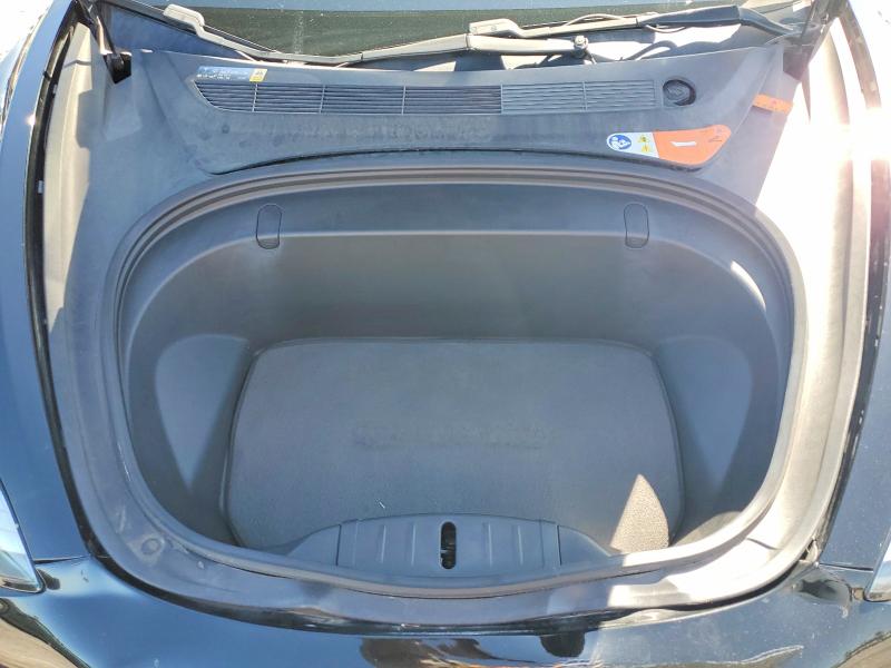49971996 :رقم المزاد ، 5YJ3E1EA6HF000846 vin ، 2017 Tesla Model 3 مزاد بيع