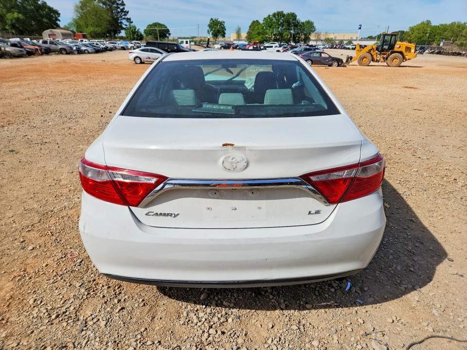 2015 Toyota Camry მანქანა იყიდება აუქციონზე, vin: 4T4BF1FK3FR486716, აუქციონის ნომერი: 48948516