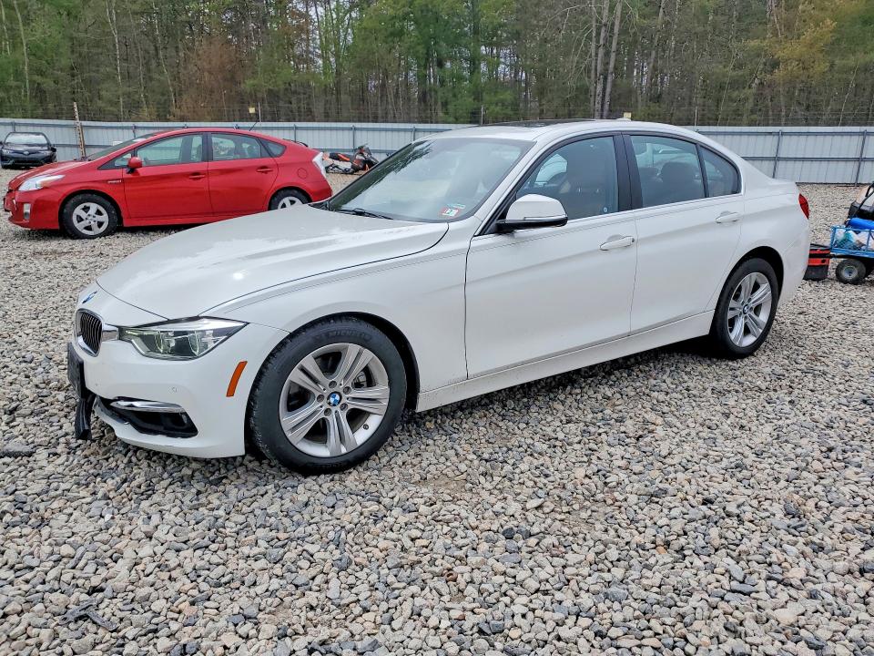 51894436 :رقم المزاد ، WBA8D9G3XHNU62153 vin ، 2017 Bmw 330 مزاد بيع