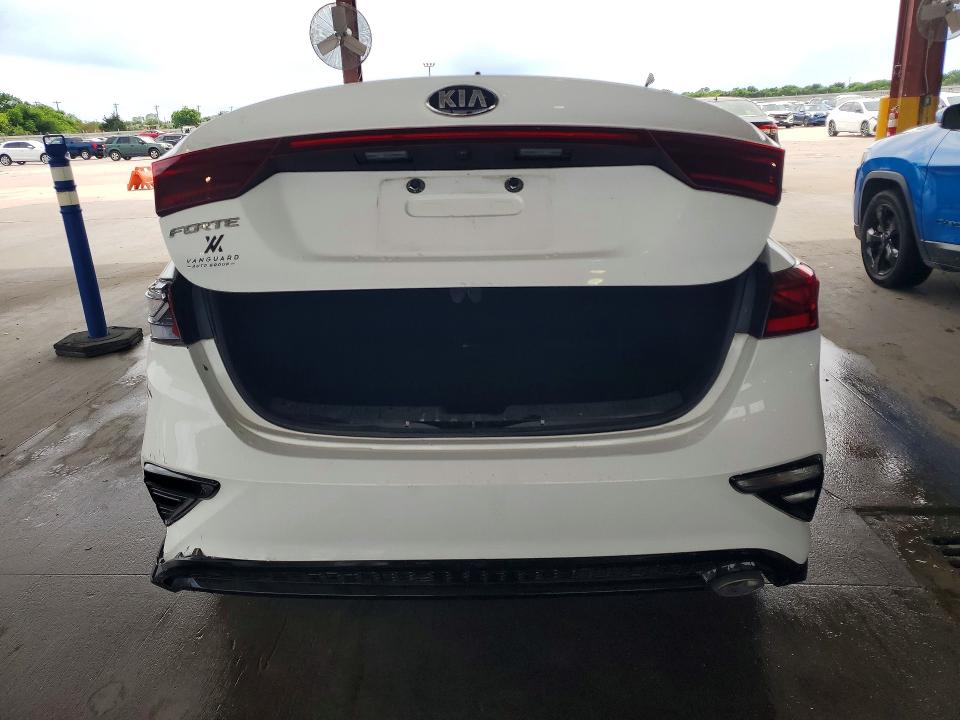 50336306 :رقم المزاد ، 3KPF24AD9ME400780 vin ، 2021 Kia Forte مزاد بيع