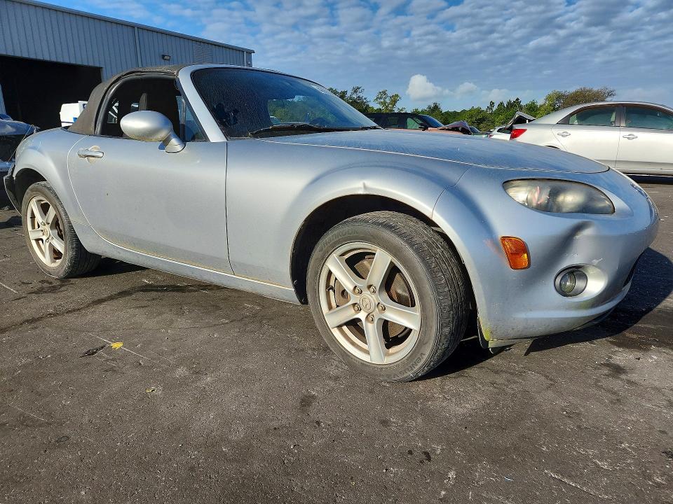 48663046 :رقم المزاد ، JM1NC25F360121605 vin ، 2006 Mazda Mx-5 Miata مزاد بيع