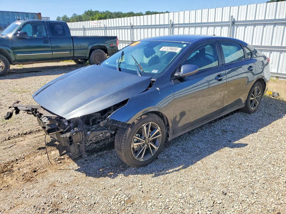 51129606 :رقم المزاد ، 3KPF24AD0PE645312 vin ، 2023 Kia Forte مزاد بيع