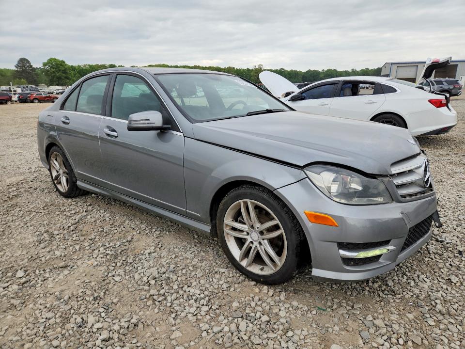 50257136 :رقم المزاد ، WDDGF4HB1EA962681 vin ، 2014 Mercedes-benz C مزاد بيع