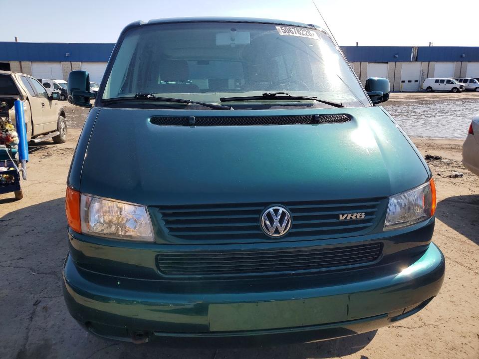 50678226 :رقم المزاد ، WV2MH4705YH095418 vin ، 2000 Volkswagen Eurovan مزاد بيع