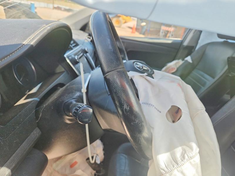 50522226 :رقم المزاد ، 4T1BD1FK7FU151443 vin ، 2015 Toyota Camry Hybrid مزاد بيع