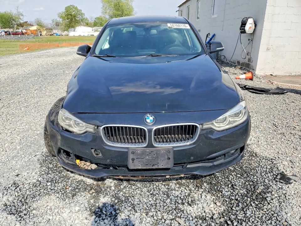 2017 Bmw 320 მანქანა იყიდება აუქციონზე, vin: WBA8E5G56HNU41985, აუქციონის ნომერი: 50160116