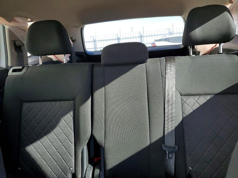 51516746 :رقم المزاد ، 1V2GR2CA0JC552424 vin ، 2018 Volkswagen Atlas مزاد بيع