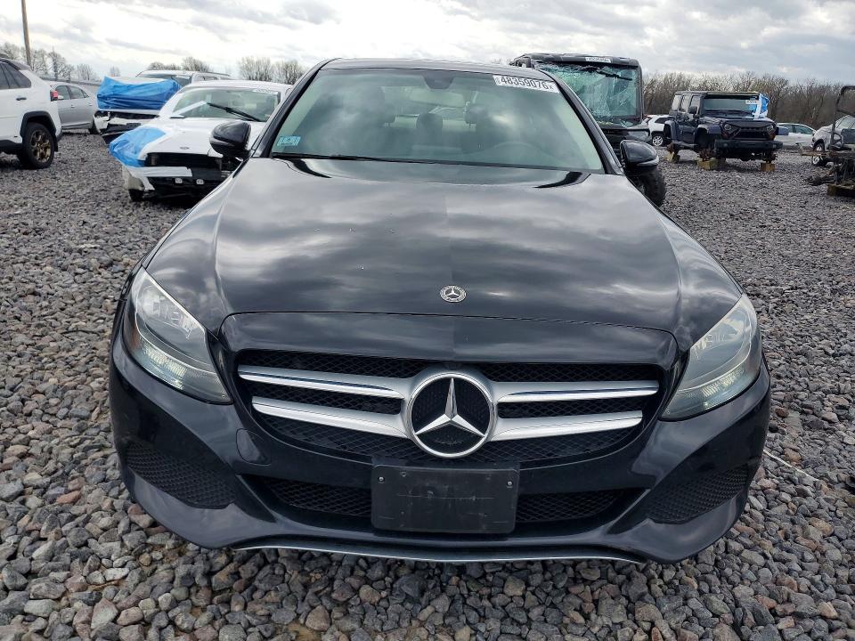 2018 Mercedes-benz C მანქანა იყიდება აუქციონზე, vin: 55SWF4KB8JU245418, აუქციონის ნომერი: 48359076