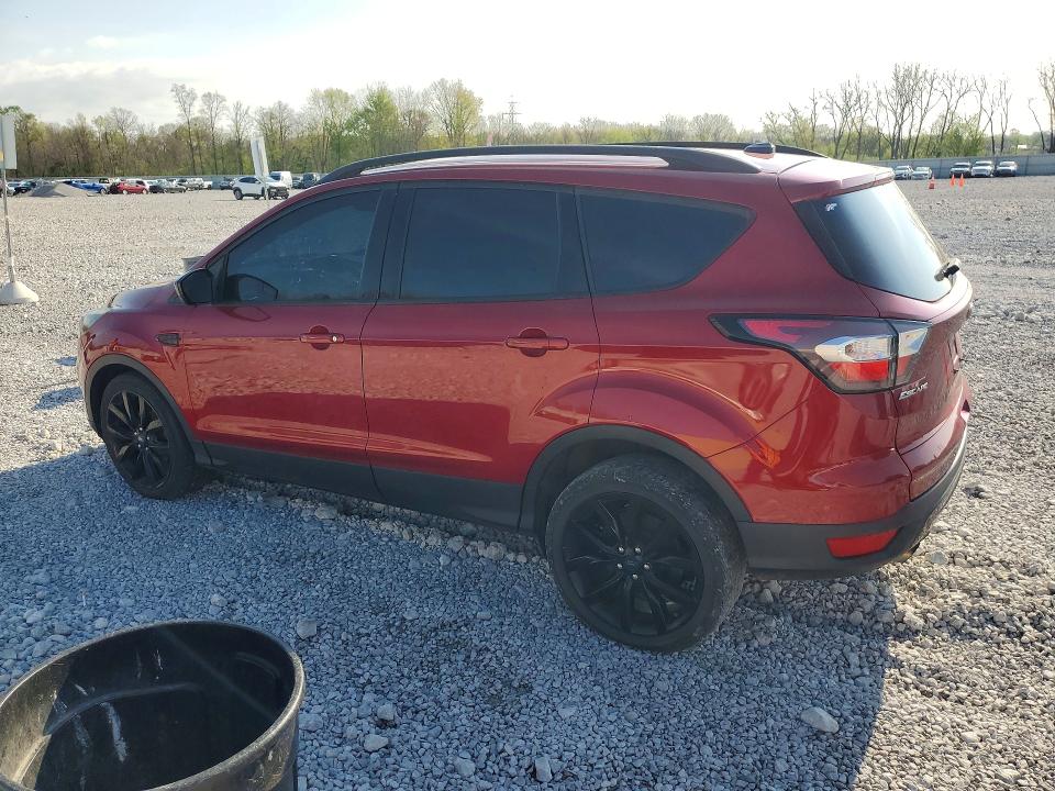 Продаж на аукціоні авто 2018 Ford Escape, vin: 1FMCU0GD3JUC32561, номер лоту: 50986466