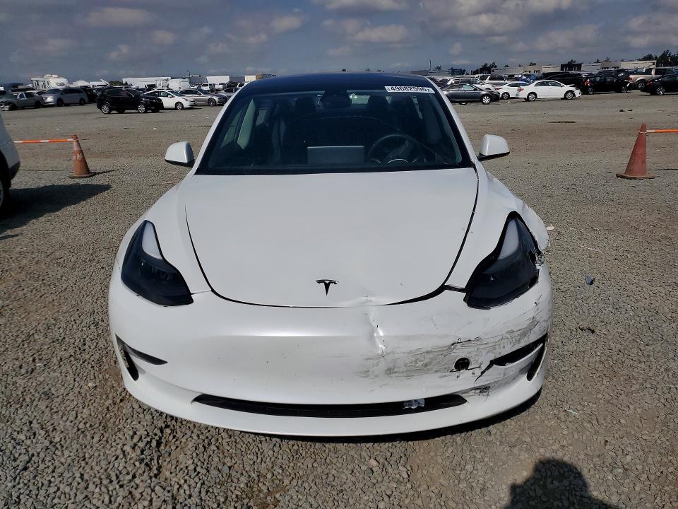 Продажа на аукционе авто 2022 Tesla Model 3, vin: 5YJ3E1EB0NF236929, номер лота: 49682596