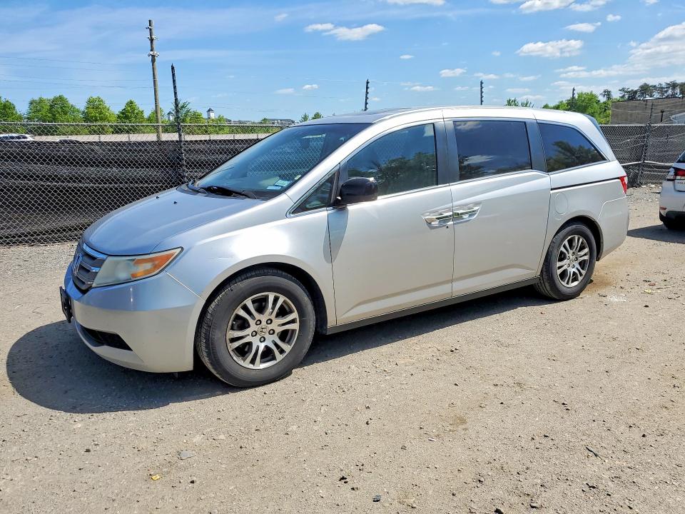 51110986 :رقم المزاد ، 5FNRL5H64BB085594 vin ، 2011 Honda Odyssey مزاد بيع