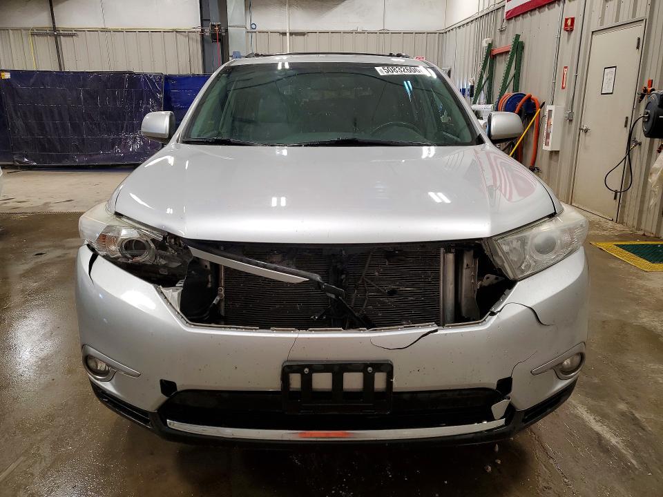 50832606 :رقم المزاد ، 5TDBK3EH1BS079021 vin ، 2011 Toyota Highlander مزاد بيع