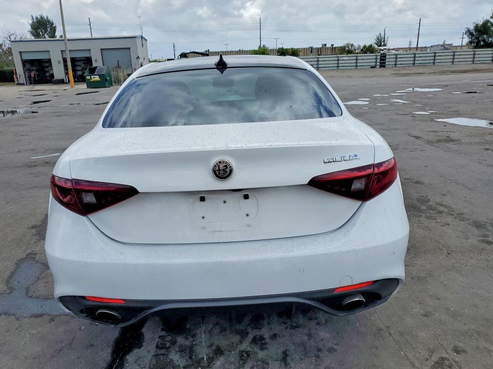 Продаж на аукціоні авто 2019 Alfa Romeo Giulia, vin: ZARFAMBNXK7600497, номер лоту: 51424036
