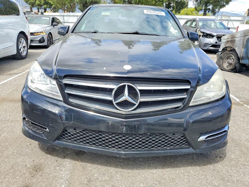 Продажа на аукционе авто 2012 Mercedes-benz C, vin: WDDGF4HB1CR231845, номер лота: 49628526