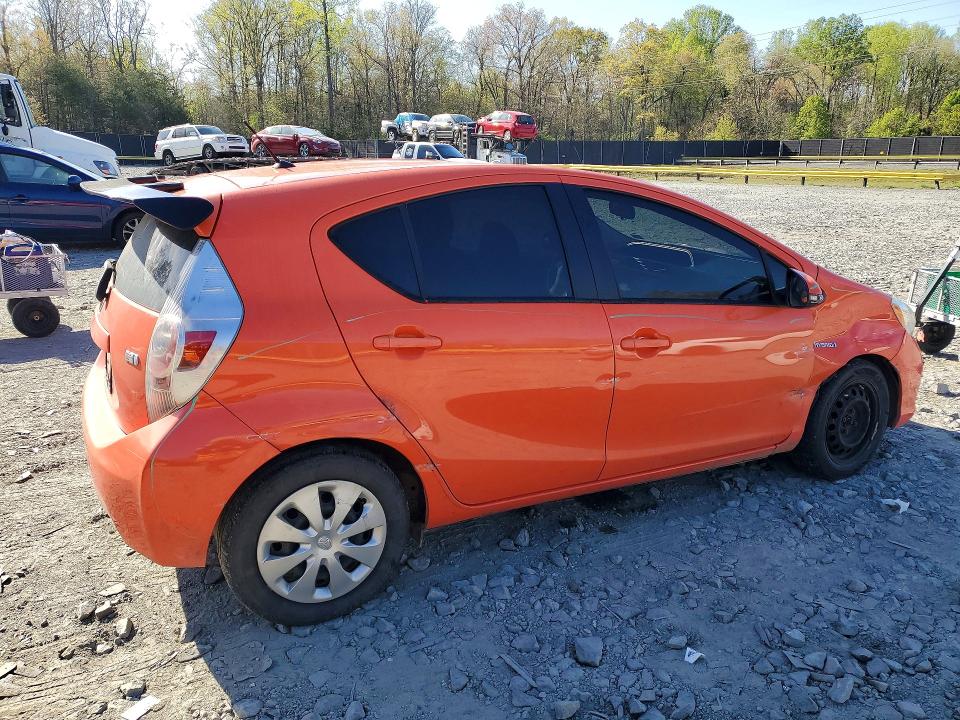 49096186 :رقم المزاد ، JTDKDTB34E1084685 vin ، 2014 Toyota Prius C مزاد بيع