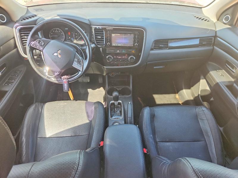 Продаж на аукціоні авто 2016 Mitsubishi Outlander, vin: JA4AZ3A39GZ049282, номер лоту: 49562016