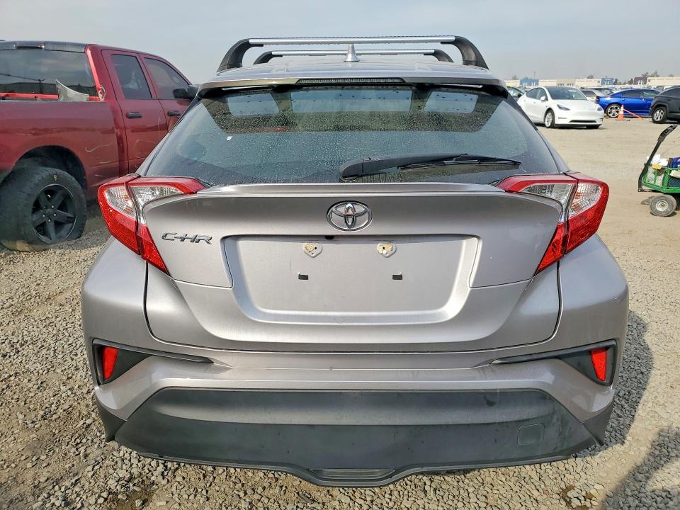 Продажа на аукционе авто 2020 Toyota C-hr, vin: JTNKHMBXXL1084891, номер лота: 49305646