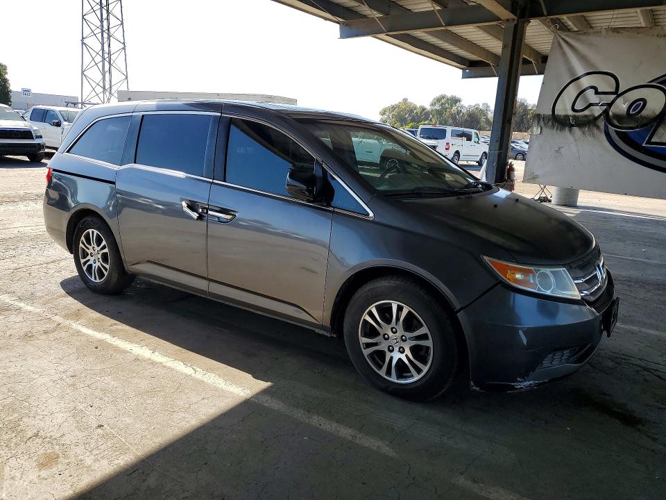 52257326 :رقم المزاد ، 5FNRL5H69DB003989 vin ، 2013 Honda Odyssey مزاد بيع