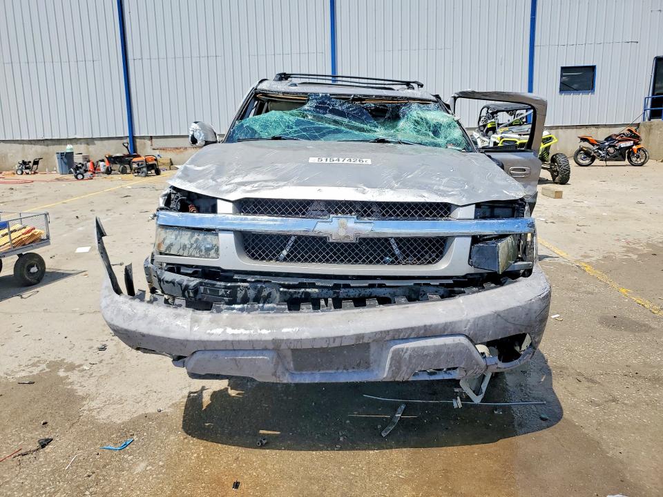 51547426 :رقم المزاد ، 3GNEK12Z65G183609 vin ، 2005 Chevrolet Avalanche مزاد بيع