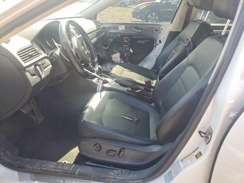 2017 Volkswagen Passat მანქანა იყიდება აუქციონზე, vin: 1VWDT7A35HC003297, აუქციონის ნომერი: 48894736