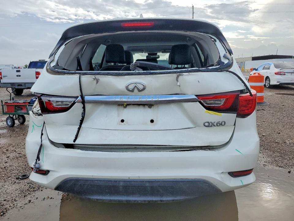 50503746 :رقم المزاد ، 5N1DL0MN7HC509913 vin ، 2017 Infiniti Qx60 مزاد بيع