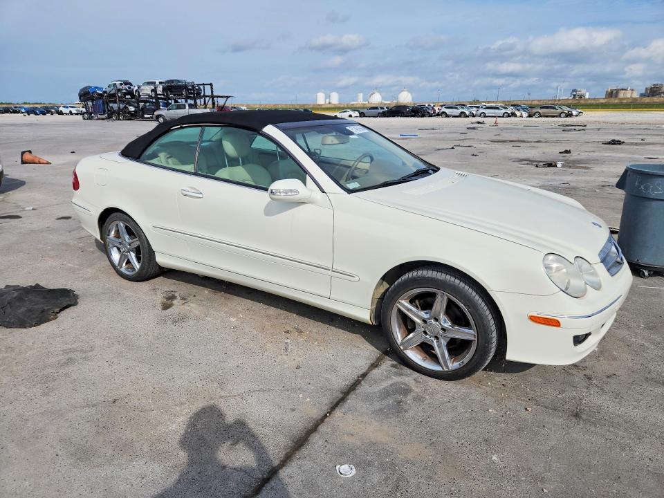 51467666 :رقم المزاد ، WDBTK56F68F236353 vin ، 2008 Mercedes Benz Clk مزاد بيع