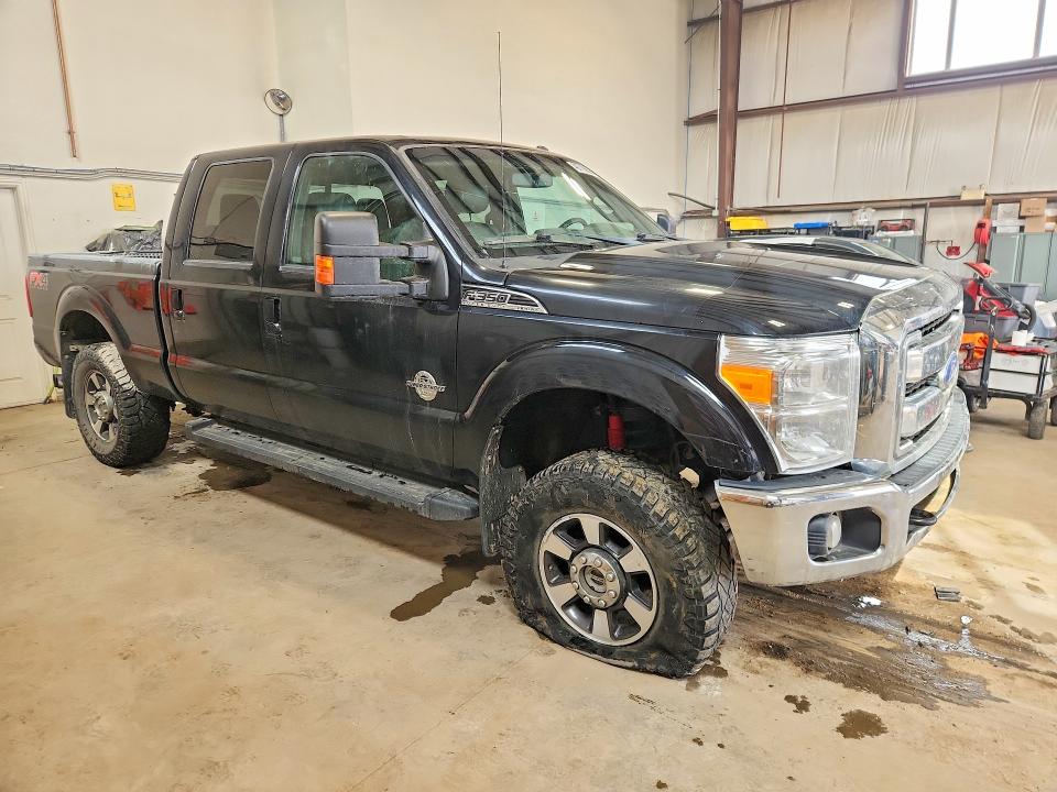 48719986 :رقم المزاد ، 1FT8W3BT5GED06439 vin ، 2016 Ford F350 مزاد بيع