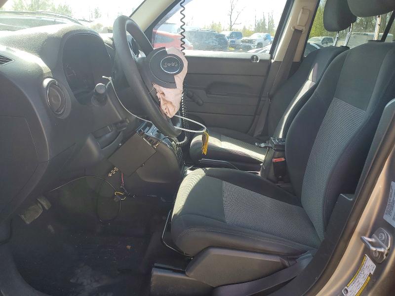 49273406 :رقم المزاد ، 1C4NJPBA0HD117972 vin ، 2017 Jeep Patriot مزاد بيع
