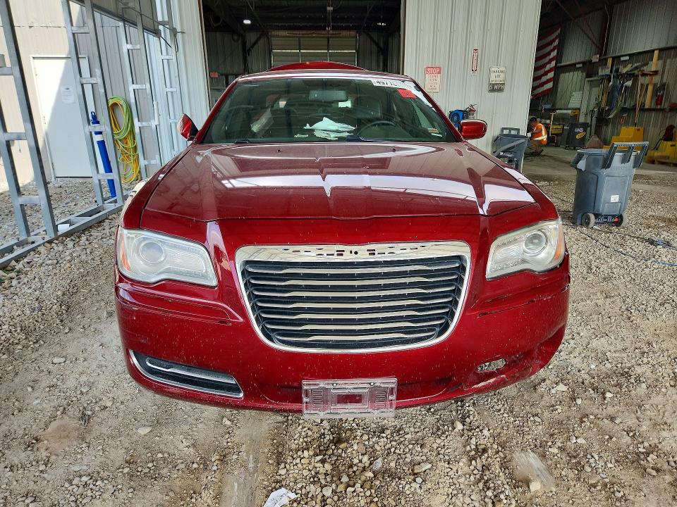 2013 Chrysler 300 მანქანა იყიდება აუქციონზე, vin: 2C3CCAAG0DH572598, აუქციონის ნომერი: 49716606