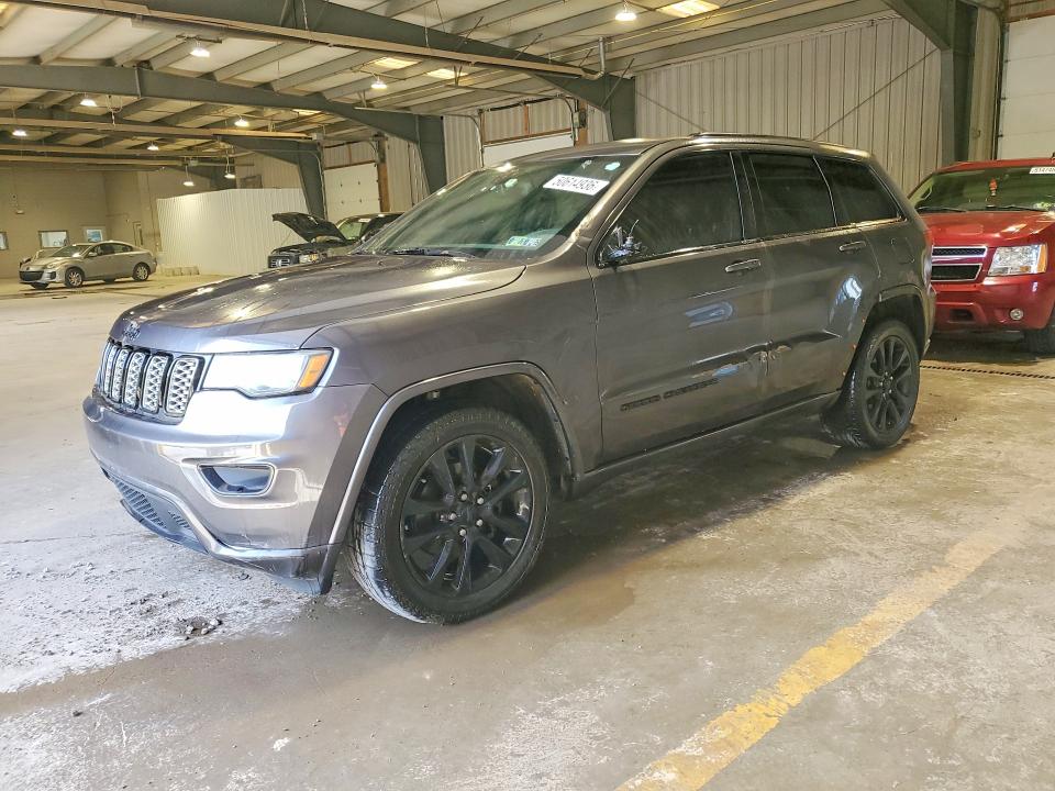 50614936 :رقم المزاد ، 1C4RJEAG0JC247421 vin ، 2018 Jeep Grand Cherokee مزاد بيع