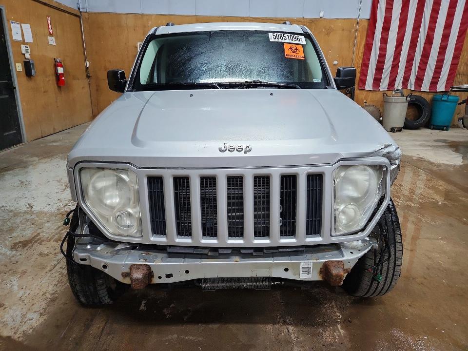 2008 Jeep Liberty მანქანა იყიდება აუქციონზე, vin: 1J8GN28K48W210782, აუქციონის ნომერი: 50851096