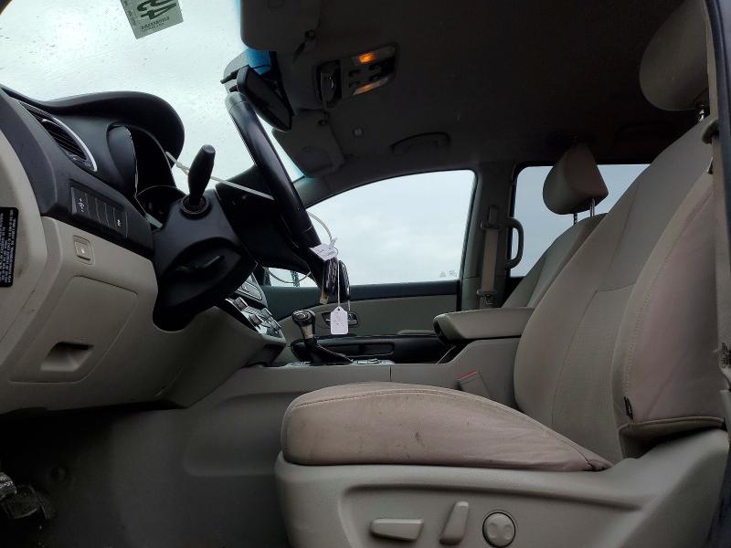 49117586 :رقم المزاد ، KNDMB5C18H6342706 vin ، 2017 Kia Sedona مزاد بيع