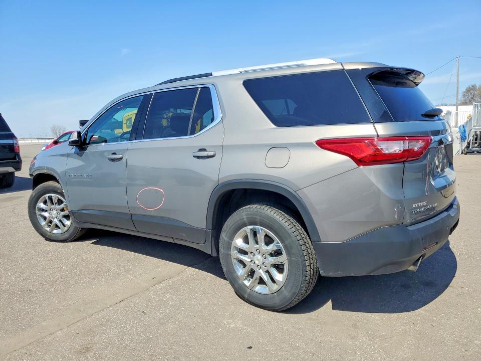 50452476 :رقم المزاد ، 1GNEVGKW3JJ215196 vin ، 2018 Chevrolet Traverse مزاد بيع