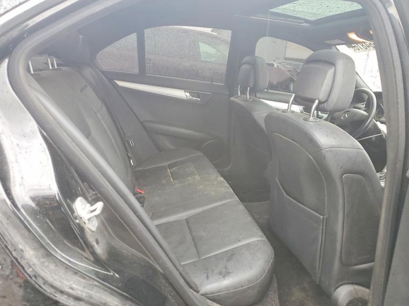 50664816 :رقم المزاد ، WDDGF81X29R061064 vin ، 2009 Mercedes-benz C مزاد بيع