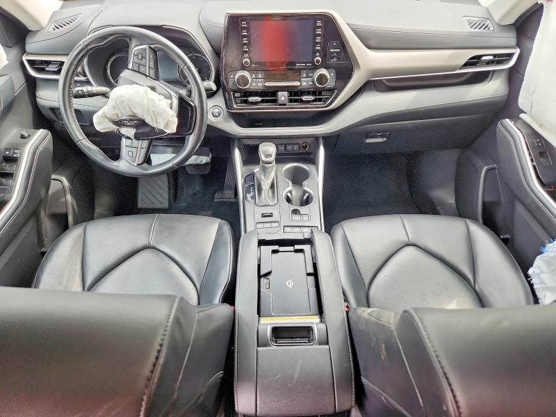 51687516 :رقم المزاد ، 5TDGZRBHXMS132634 vin ، 2021 Toyota Highlander مزاد بيع