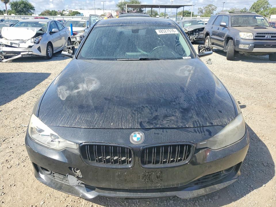 2015 Bmw 320i მანქანა იყიდება აუქციონზე, vin: WBA3B1C52FK135821, აუქციონის ნომერი: 48527516
