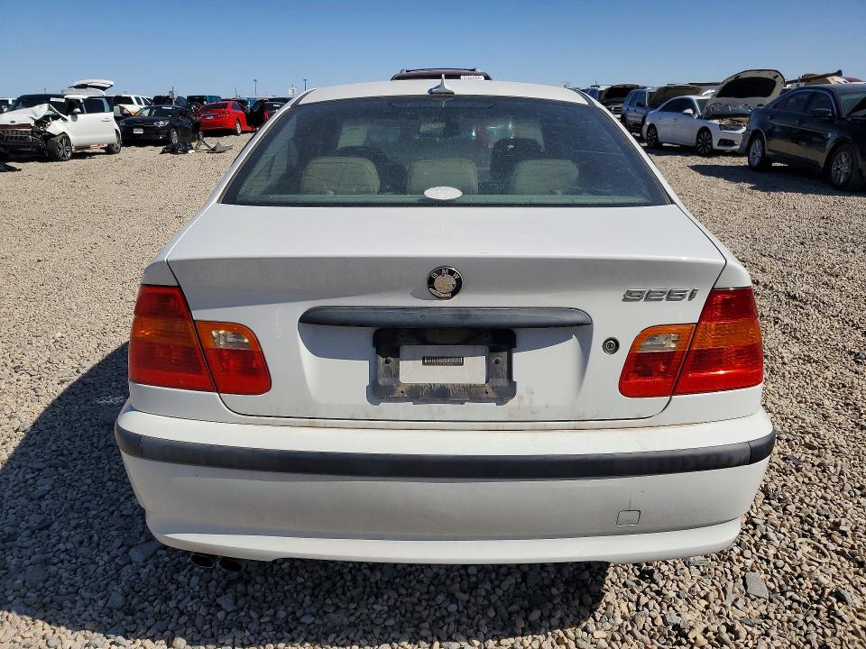 51110436 :رقم المزاد ، WBAET37445NJ86978 vin ، 2005 Bmw 325 مزاد بيع