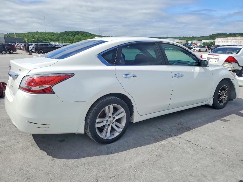 50565366 :رقم المزاد ، 1N4AL3AP5FC268287 vin ، 2015 Nissan Altima مزاد بيع