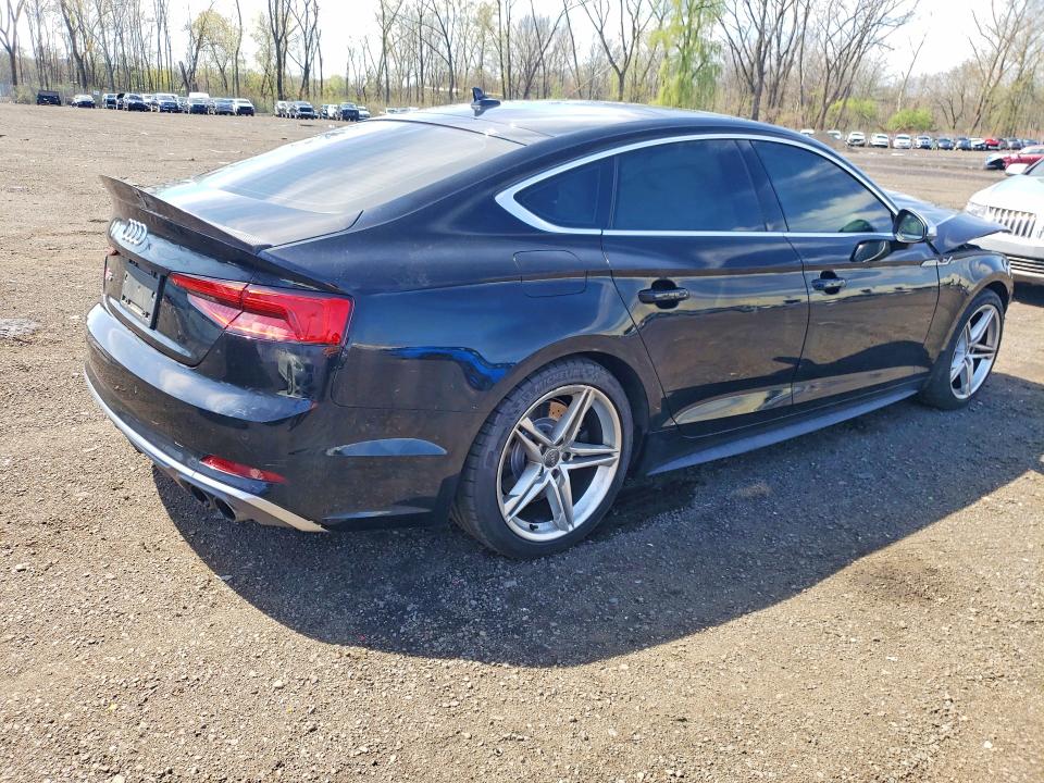 49884206 :رقم المزاد ، WAUB4CF58JA006610 vin ، 2018 Audi S5 مزاد بيع